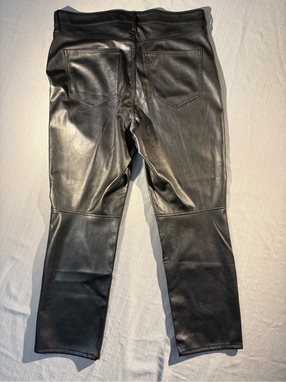 GAP Women's Skinny Faux Leather Jeans in Black